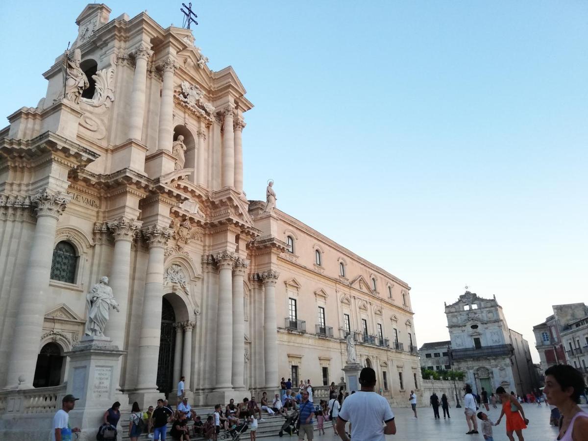 Alicea Apartment In Siracusa Syracuse Bagian luar foto