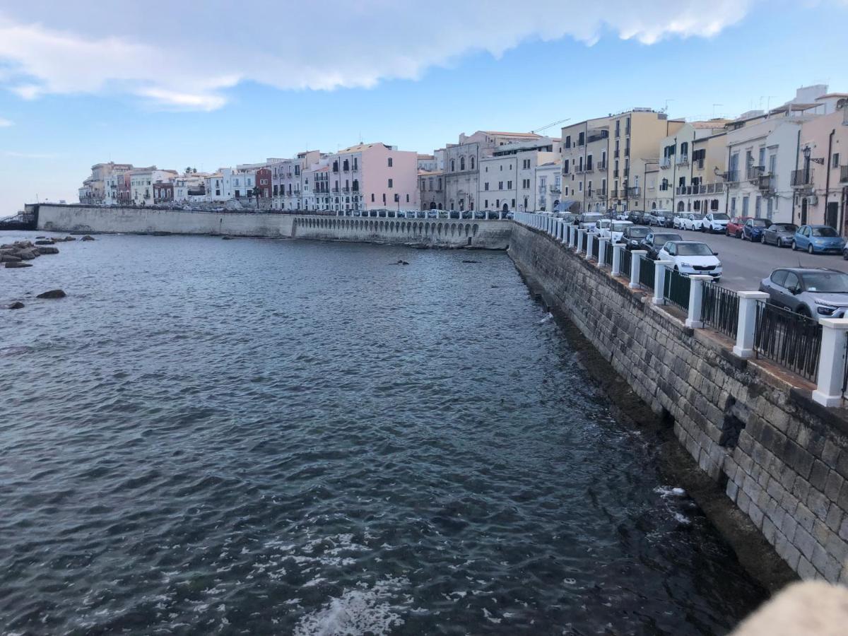 Alicea Apartment In Siracusa Syracuse Bagian luar foto