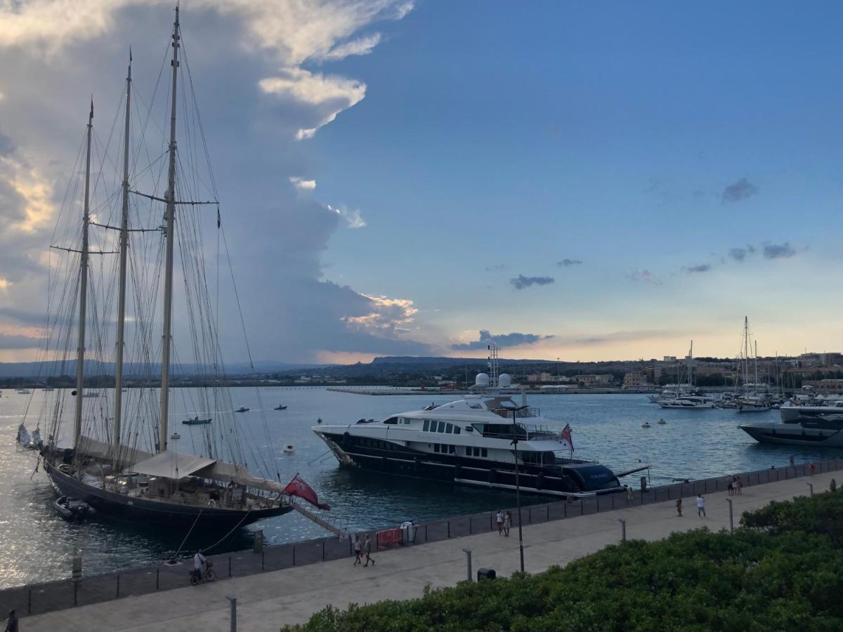 Alicea Apartment In Siracusa Syracuse Bagian luar foto