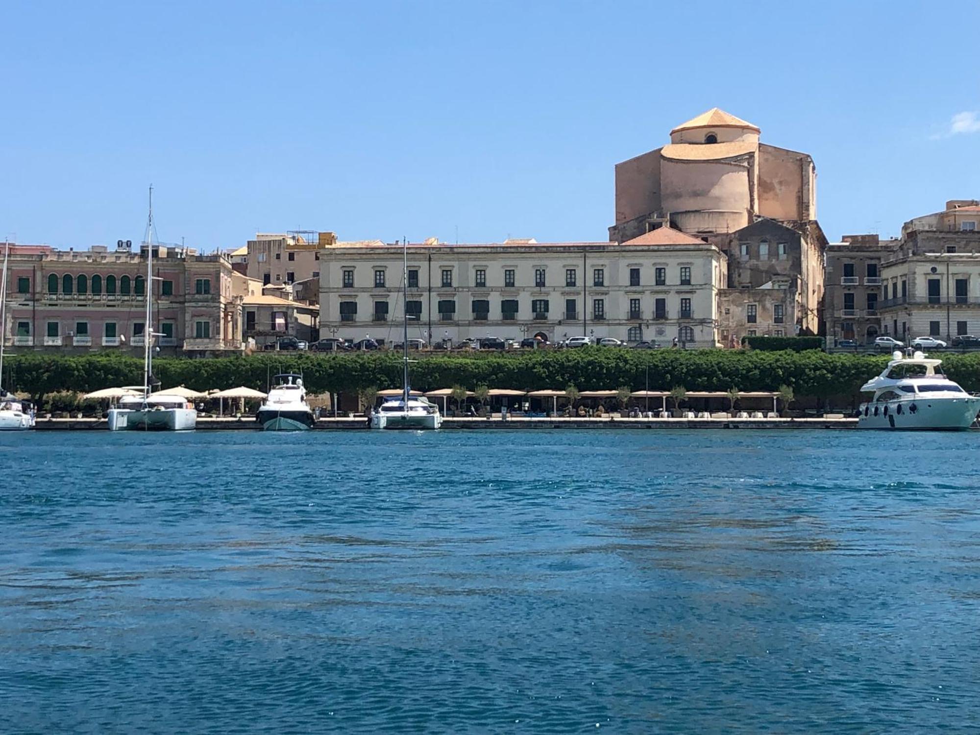 Alicea Apartment In Siracusa Syracuse Bagian luar foto